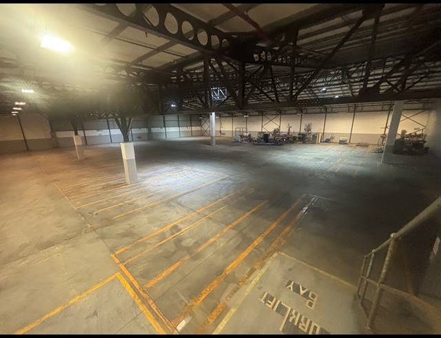 8,420M² WAREHOUSE TO LET IN SOMERSET WEST BUSINESS PARK
